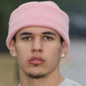 Jason Farrell image 5