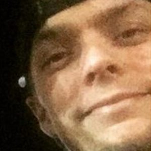 Jason Holden, 36 (Estrelas do YouTube)