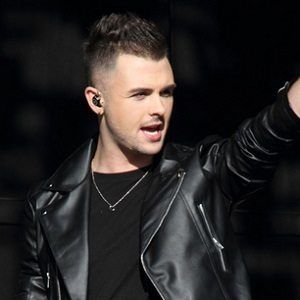 Jaymi Hensley, 34 (Pop Singer)