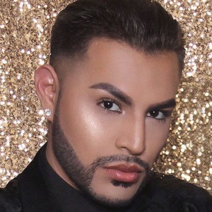 JC Camarillo, 37 (化妝師)