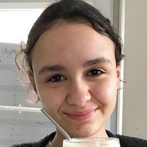 Jean Baker, 19 (YouTube Star)