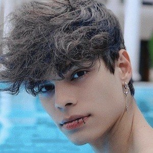 JeanCarlo León image 5