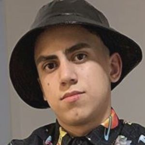 Jeanki, 25 (YouTube Star)