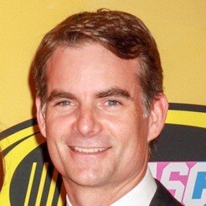 Jeff Gordon, 54 (Автогонщик)