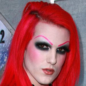 Jeffree Star, 39 (Визажист)