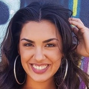 Jeimy Catalina Espinoza, 28 (流行歌手)