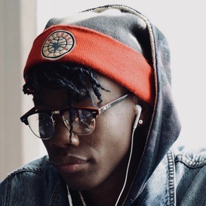 Jeison Copete, 31 (Instagram Star)