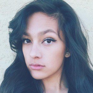 Jelina, 27 (TikTok Star)