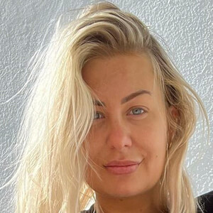 Jelly Devote, 35 (Instagram Star)