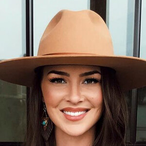 Jen Saviano, 35 (Estrella de Telerrealidad)