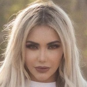 Jeni de la Vega, 32 (Estrella de Telerrealidad)