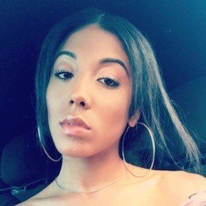 Jeniffer Morel image 8