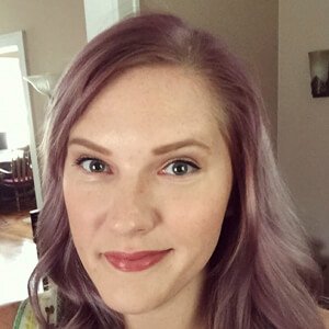 Jenn Tracker, 40 (Estrelas do YouTube)