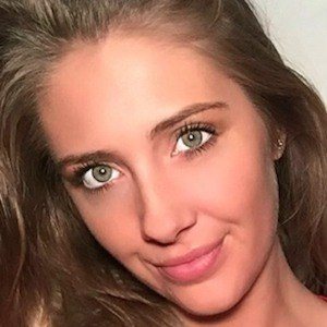 Jenna Compono image 3
