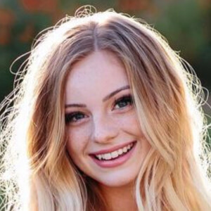 Jenna Shatley, 24 (TikTok Star)