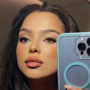 Jennie Dimova, 26 (TikTok明星)