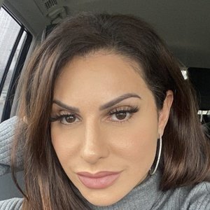 Jennifer Aydin, 48 (现实之星)