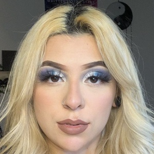 Jennifer Barajas, 24 (Instagram Star)