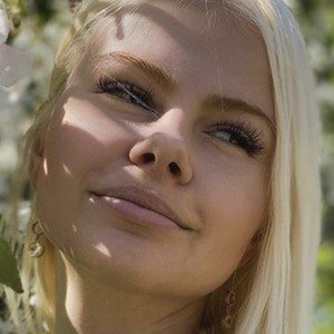 Jennifer Erica, 23 (TikTok Star)