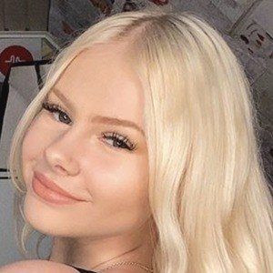 Jennifer Erica, 23 (TikTok Star)