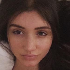 Jennifer Kattar, 33 (Star di YouTube)