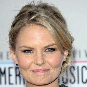 Birth Charts of Celebrities born on April 12
