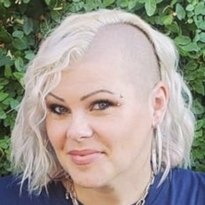 Jennifer Stanley, 44 (TikTok明星)