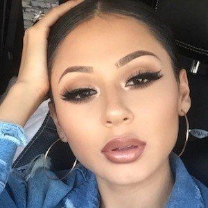 Jenny Ruiz, 31 (Instagram明星)