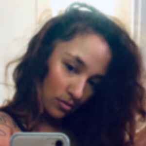 JennyBelly1983, 42 (Star di YouTube)