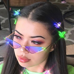 Jennylek, 25 (TikTok Star)