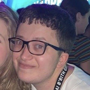 Jeremy Hasson, 23 (TikTok Star)