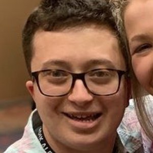 Jeremy Hasson, 23 (TikTok Star)