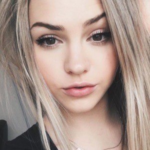 Jess Brooke, 29 (YouTube明星)