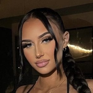 Jess Danielle, 24 (TikTok Star)