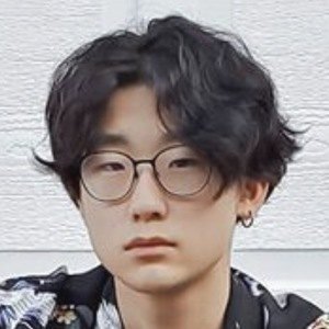 Jesse Kim, 23 (TikTok Star)