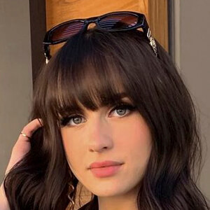 Jessi Lee Davis, 22 (TikTok明星)