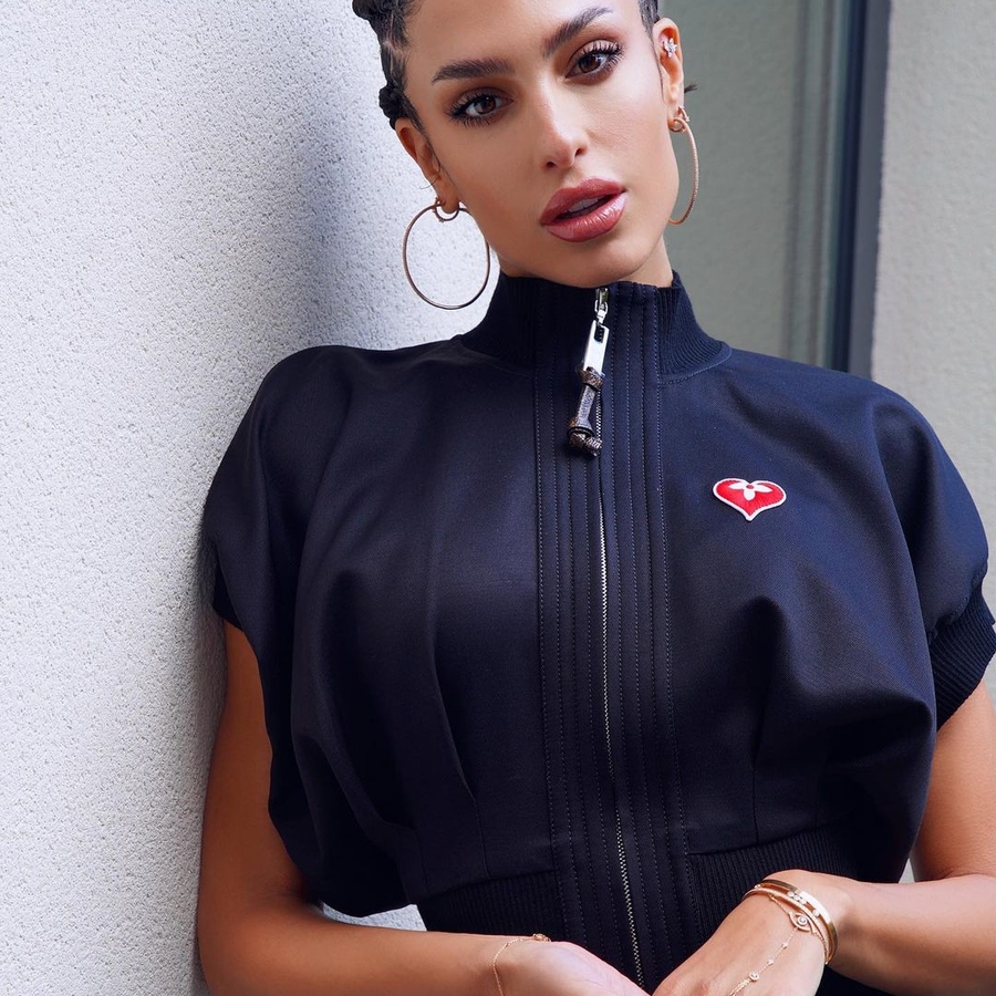 Jessica Aidi image 6