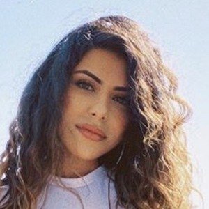 Jessica Awadis (YouTube Star) - Age, Birthday, Bio, Facts, Family, Net
