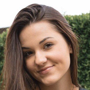 Jessica Baio, 23 (Pop Singer)