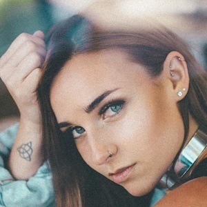 Jessica Carbo, 30 (Instagram Star)