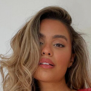 Jessica De Oliveira, 28 (Instagram Star)