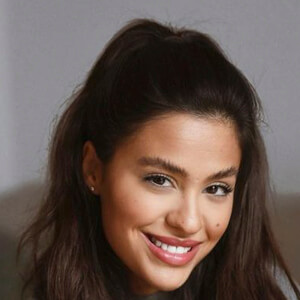 Jessica De Oliveira, 28 (Instagram Star)