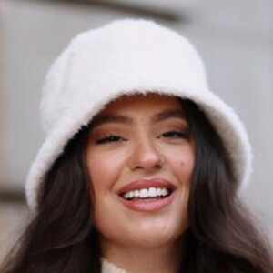 Jessica De Oliveira, 28 (Instagram明星)