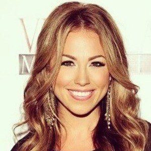 Jessica Hall, 42 (Attrice TV)