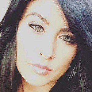 Jessica Meuse, 35 (流行歌手)