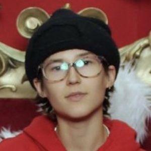 Jessica Paneton, 32 (Instagram Star)