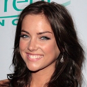 Jessica Stroup, 39 (Attrice TV)