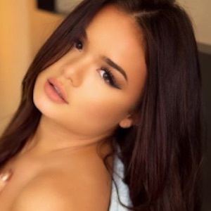 Jessica Sunok, 28 (Model)