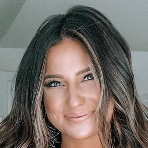 Jessica Teague, 32 (Instagram Star)