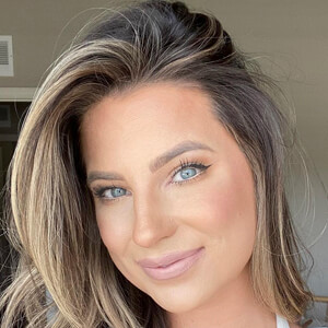 Jessica Teague, 32 (Instagram Star)